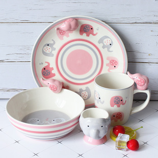 卡通儿童陶瓷餐具可爱象饭碗盘子创意水杯子礼盒装釉下彩泰国进口