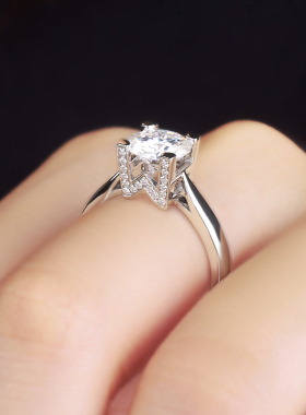 HW字母IGI人造培育钻石戒指女18K白金60分1克拉真钻戒铂金婚戒