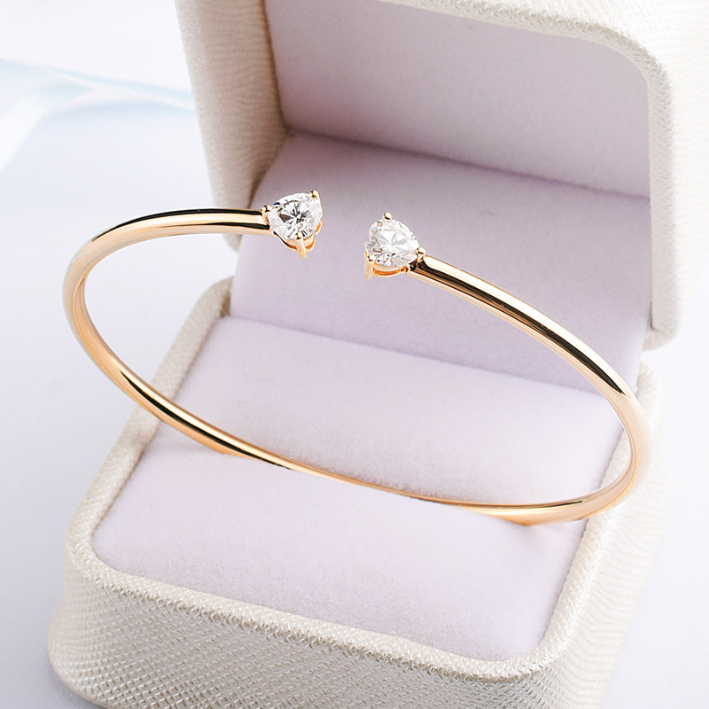 IGI人工培育钻石50分爱心形异型钻石弹力简约心心相印18k黄金手镯