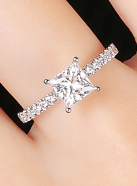 单排四爪钻戒18K白金一克拉公主方形IGI人工培育钻石戒指铂金婚戒