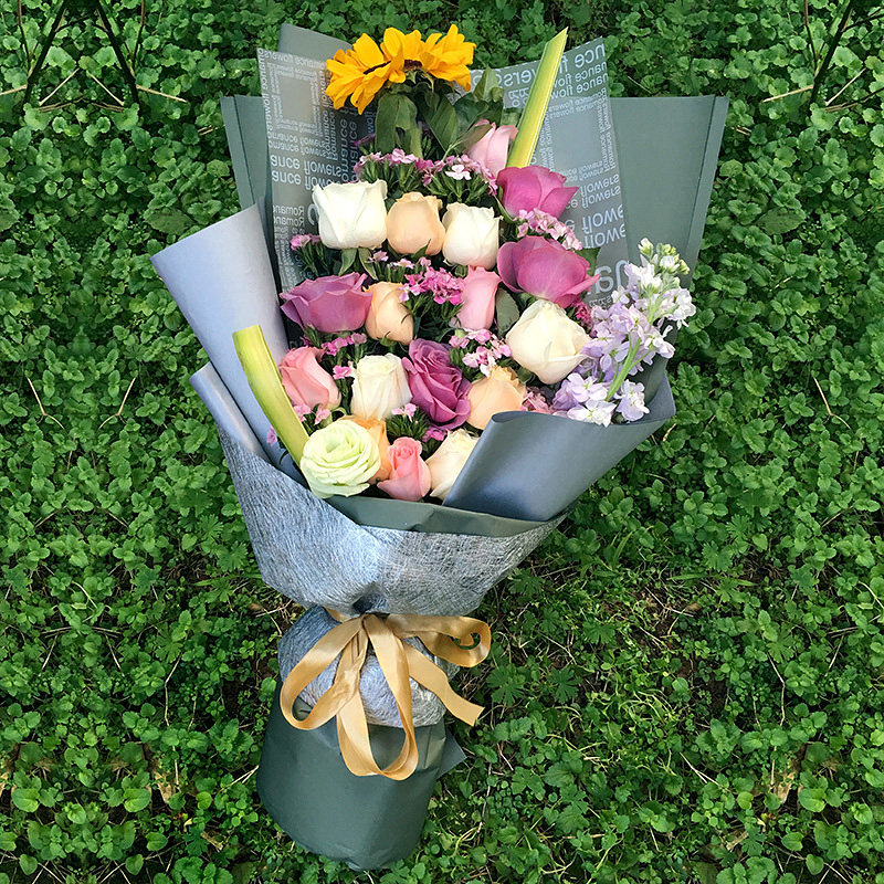 向日葵花束礼盒青岛鲜花速递同城市南市北城阳崂山胶州生日送花店