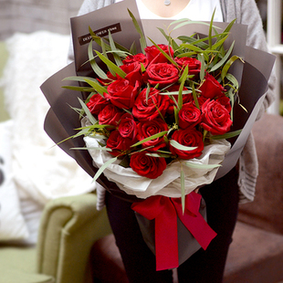 33朵玫瑰青岛鲜花店同城速递配送市南市北胶南胶州即墨莱西黄岛