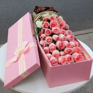 重庆鲜花速递同城红粉香槟玫瑰花束礼盒渝中渝北江北南岸生日送花