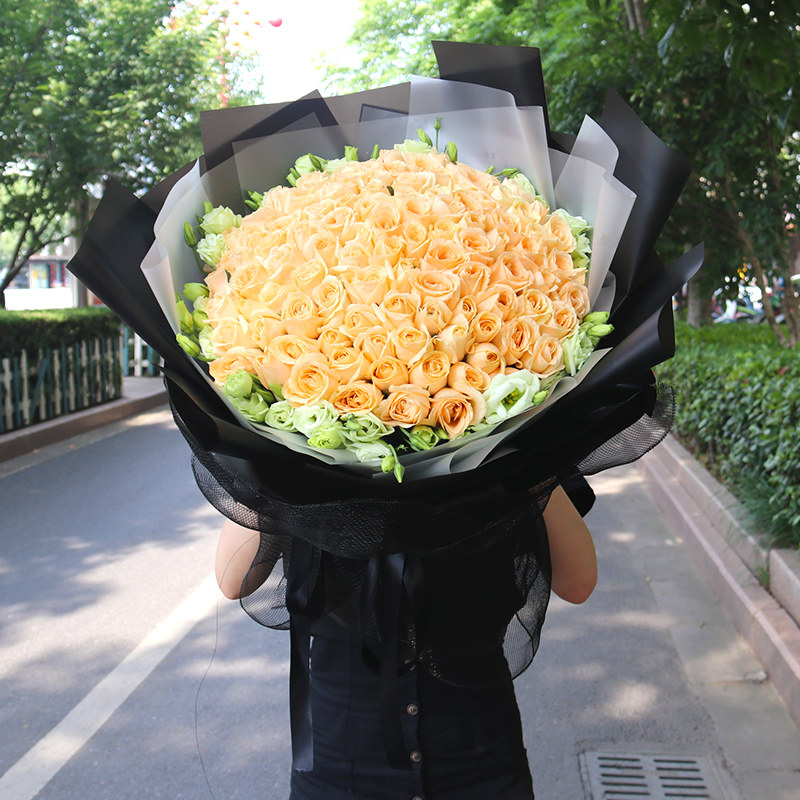 同城永兴嘉禾生日红玫瑰花束