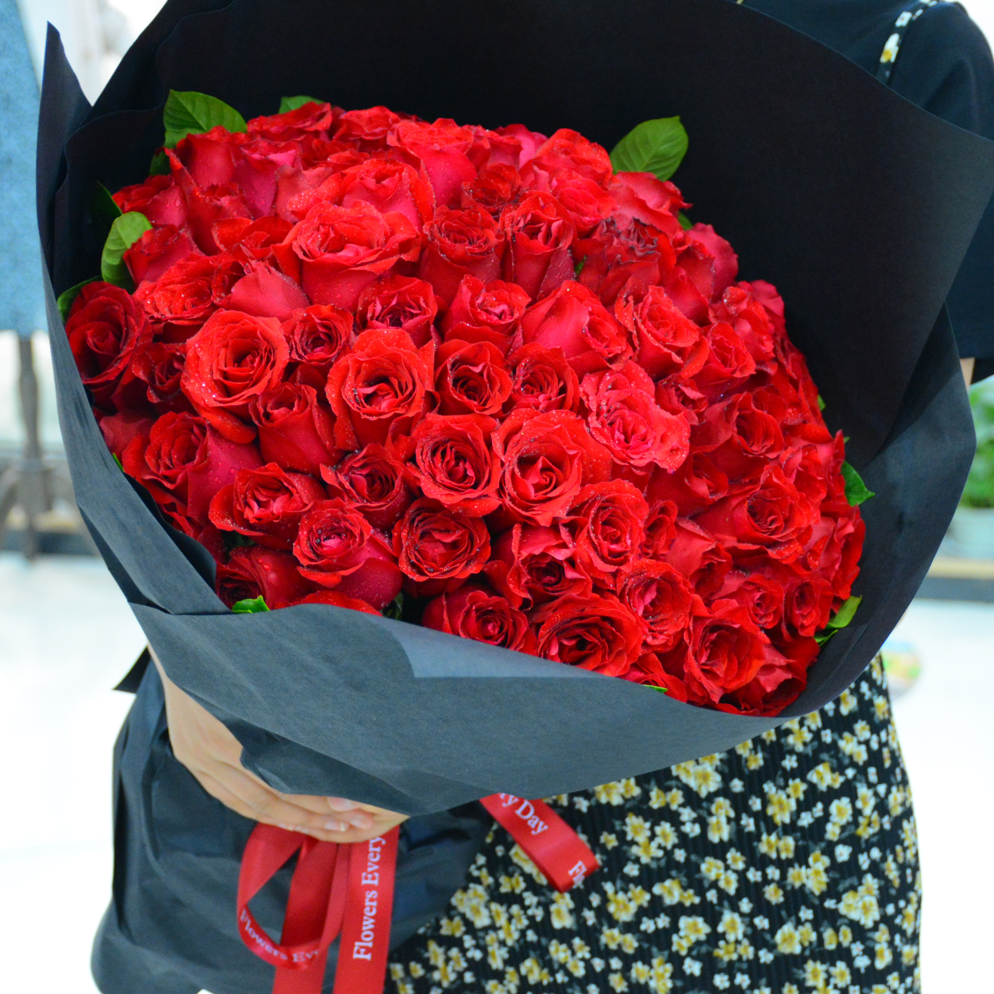 郑州爱人生日礼物绣球鲜花速递