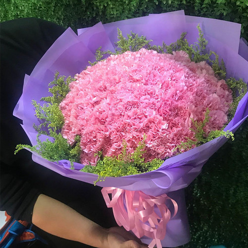 重庆康乃馨送花妈妈领导生日