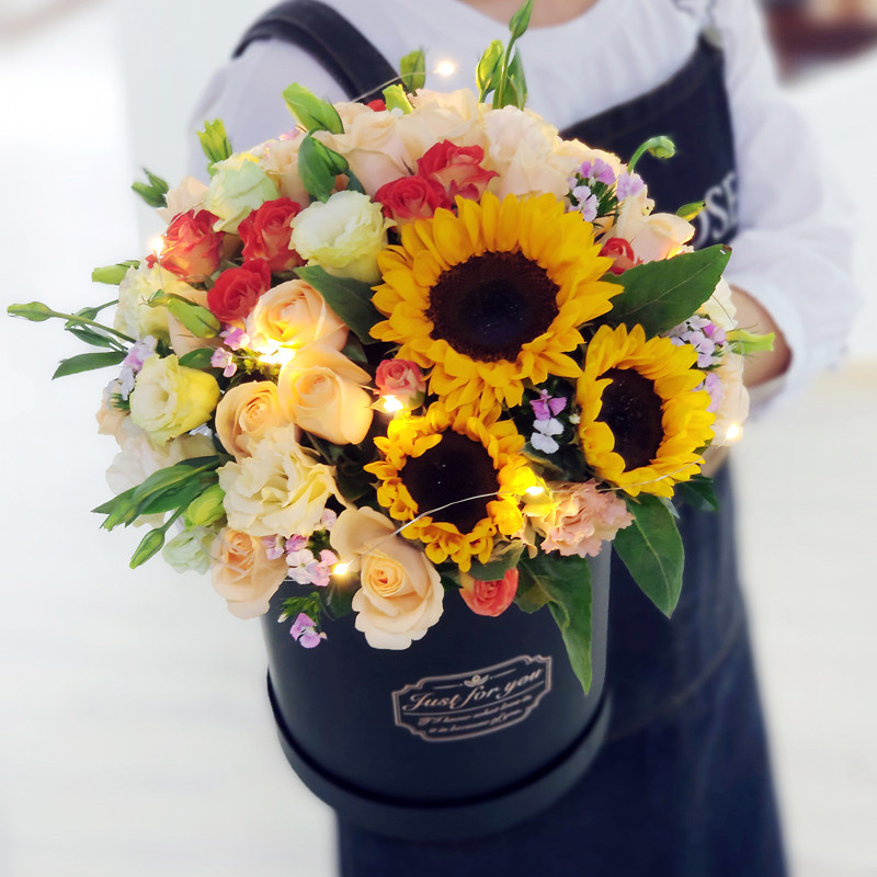 北京鲜花速递同城生日玫瑰花束韩式礼盒抱抱桶花篮父亲节花店配送