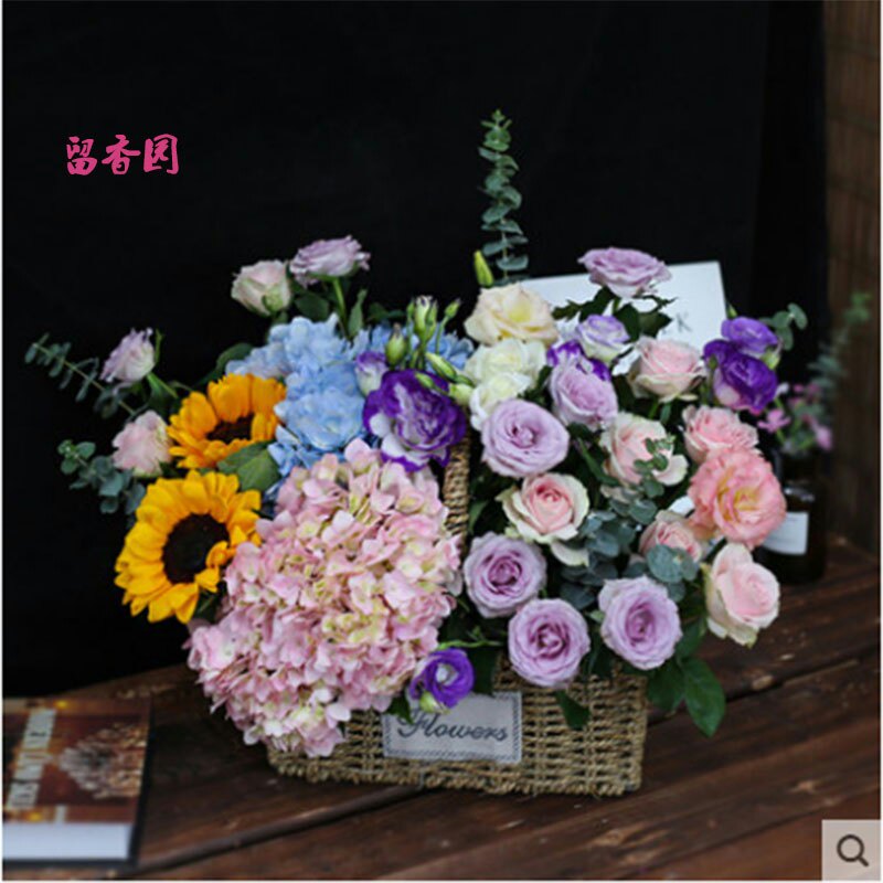 自然风藤编送领导北京手提花篮