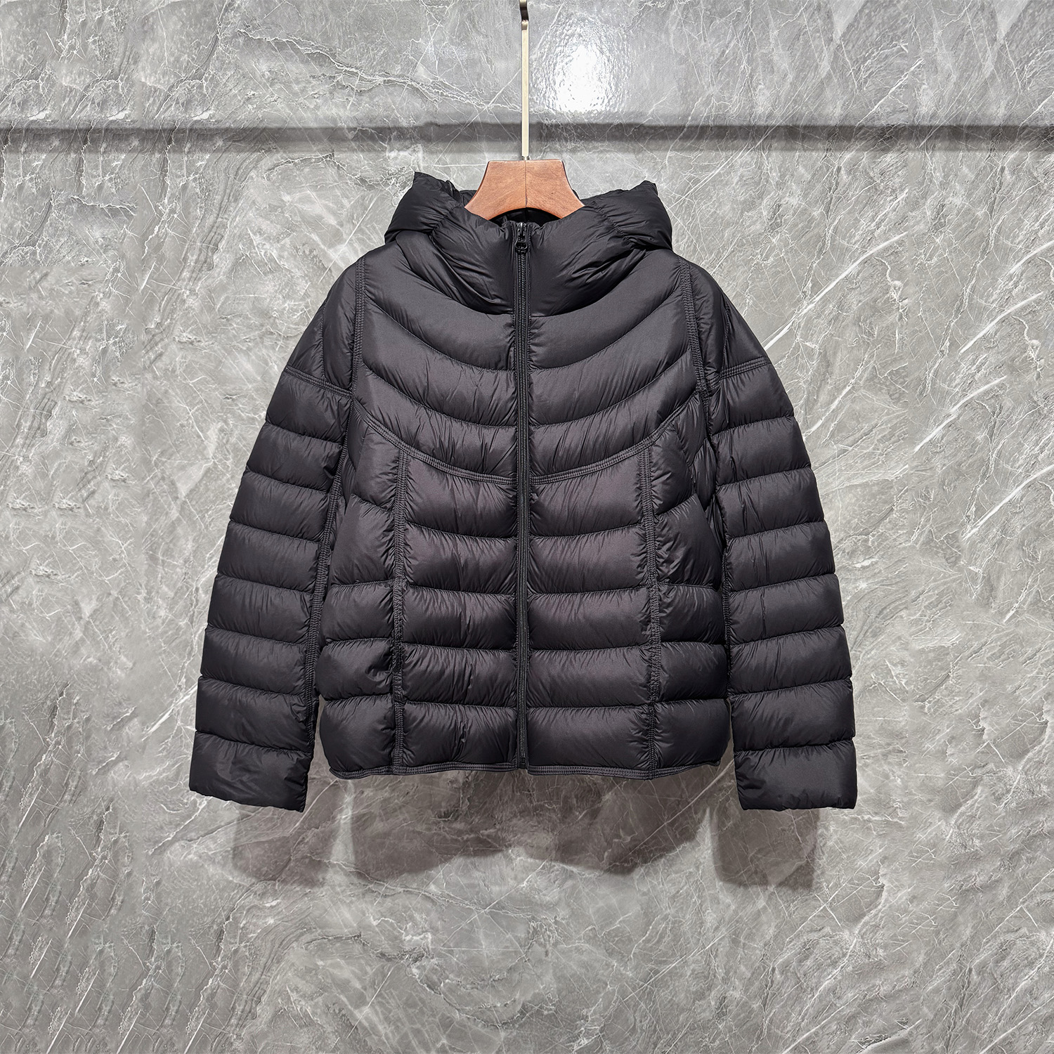 排骨羽绒服女白鸭绒短款轻薄连帽