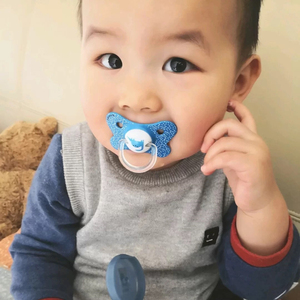 Suavinex苏维妮婴儿扁圆型拇指型硅胶乳胶宝宝安睡型安抚奶嘴4-18