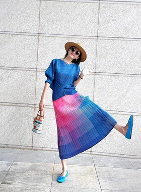 Issey Miyake/三宅一生褶皱夏季新款渐变设计感精致垂感显瘦百褶