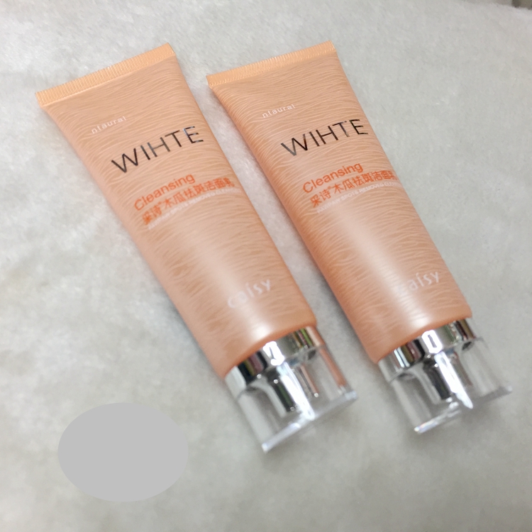 采诗控油淡斑深层清2瓶洗面奶