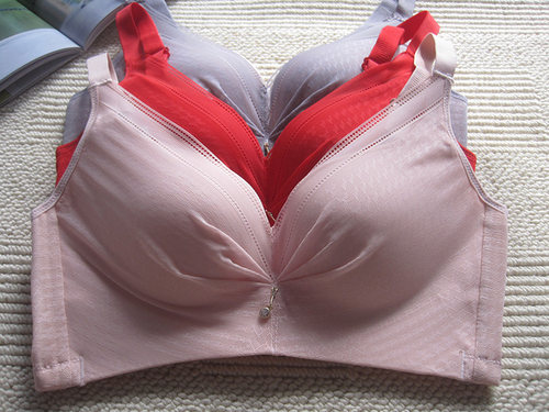 文胸无钢圈聚拢乳沟内衣