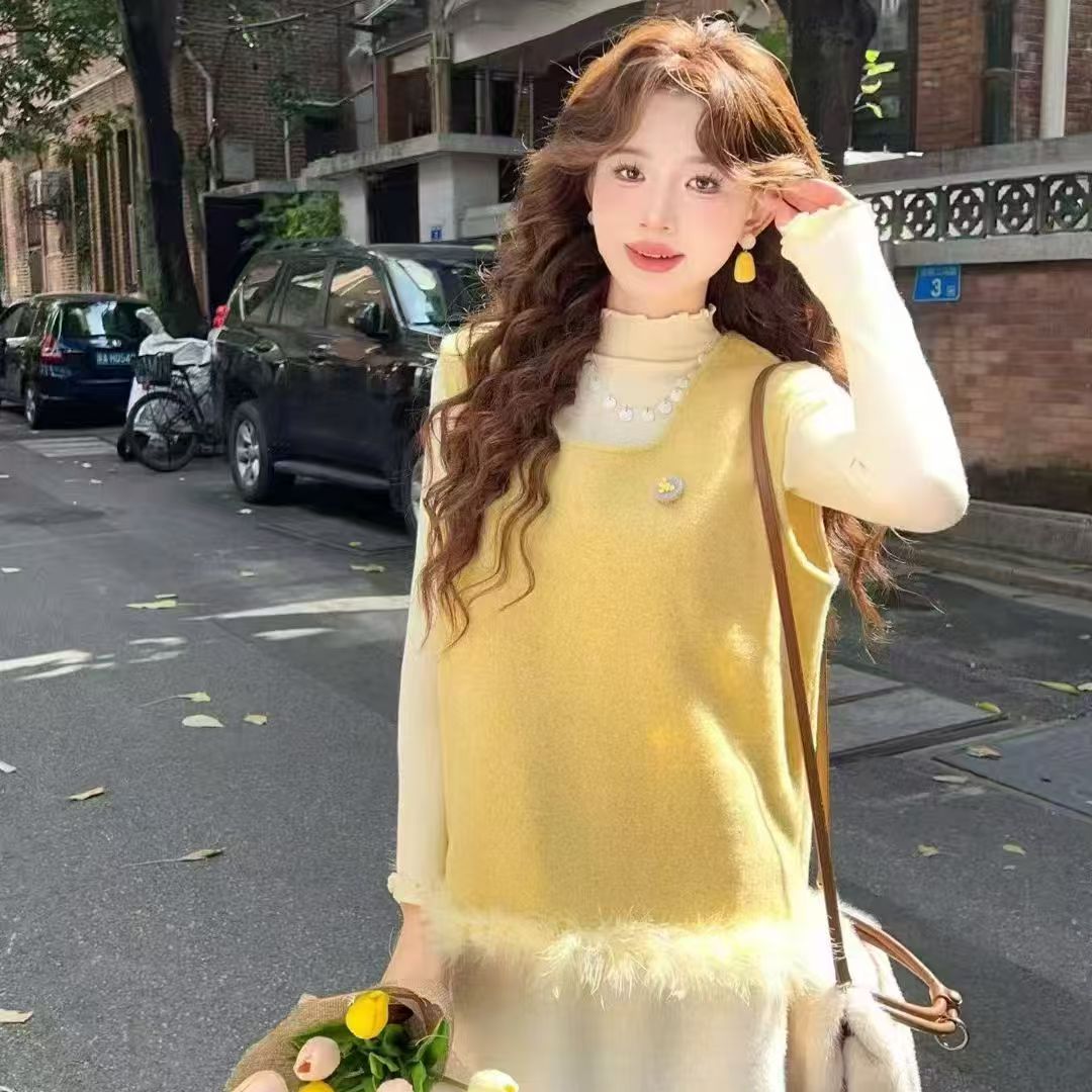 2025冬季软糯奶系韩版温柔风洋气无袖马甲显瘦套装