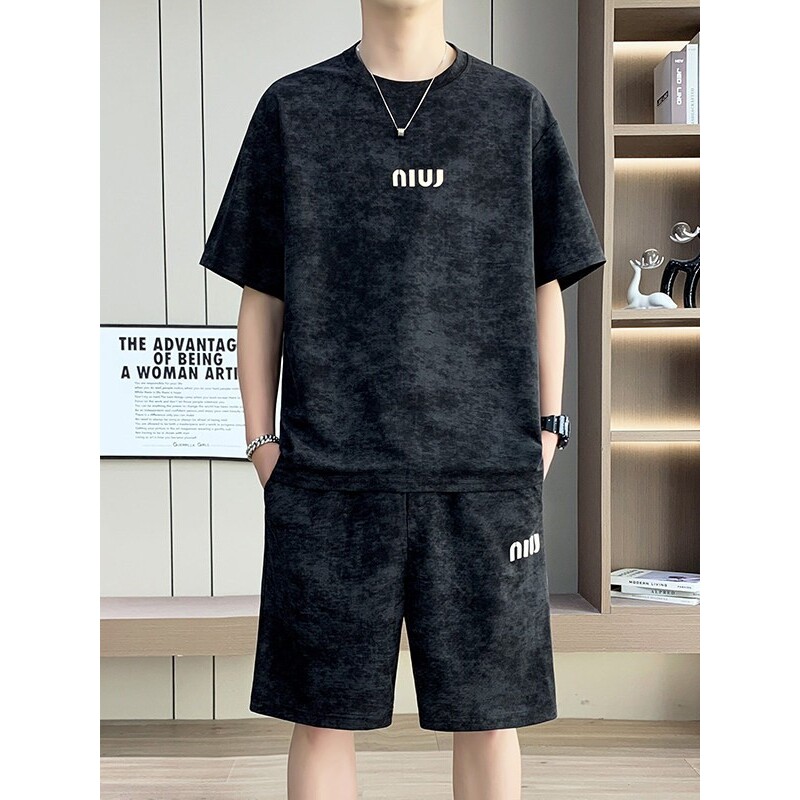 夏季新款冰丝套装男短袖T恤搭配休闲运动五分短裤时尚一整套衣服