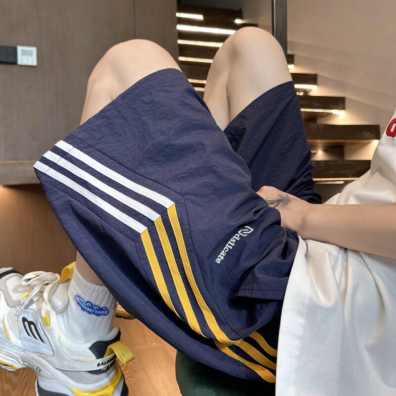 学生夏天速干中裤大童夏季外穿青少年运动短裤男孩初中生五分裤子