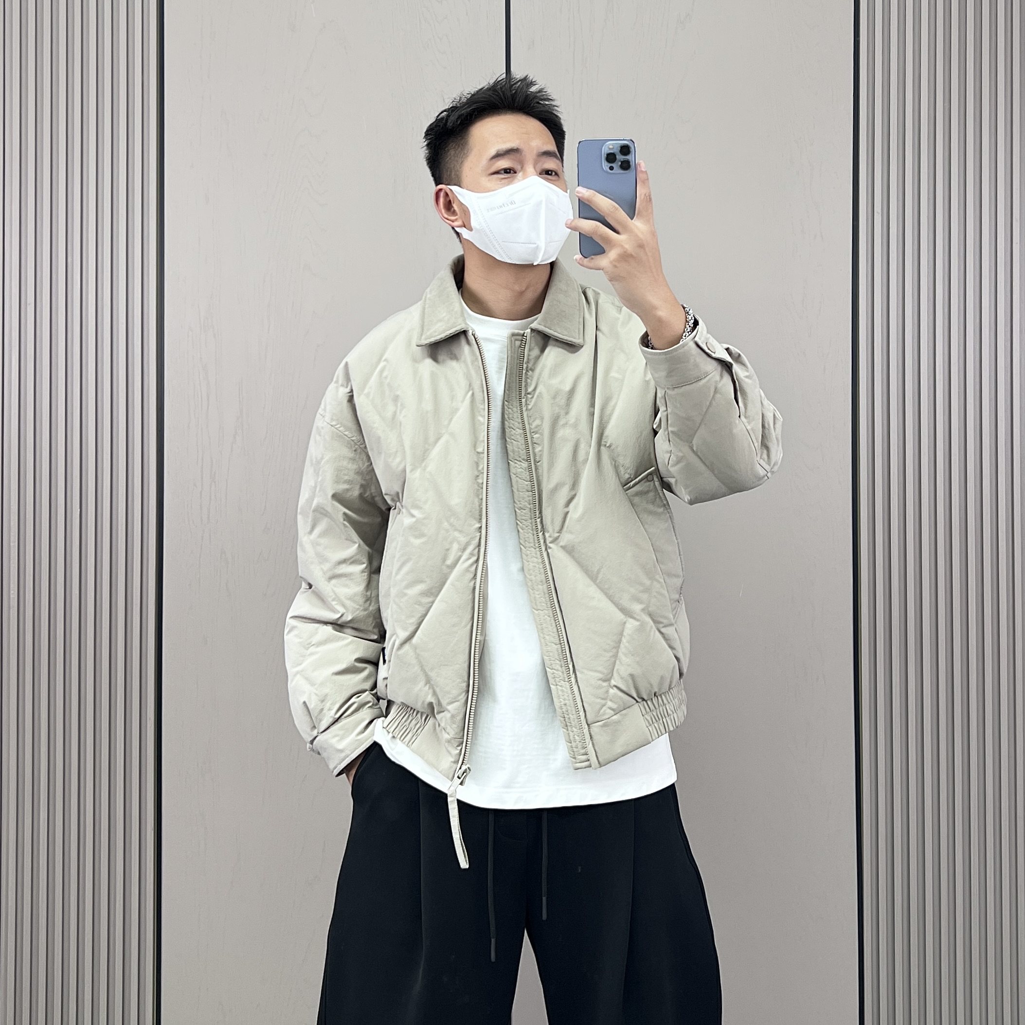 韩版简约翻领轻薄羽绒服男冬季