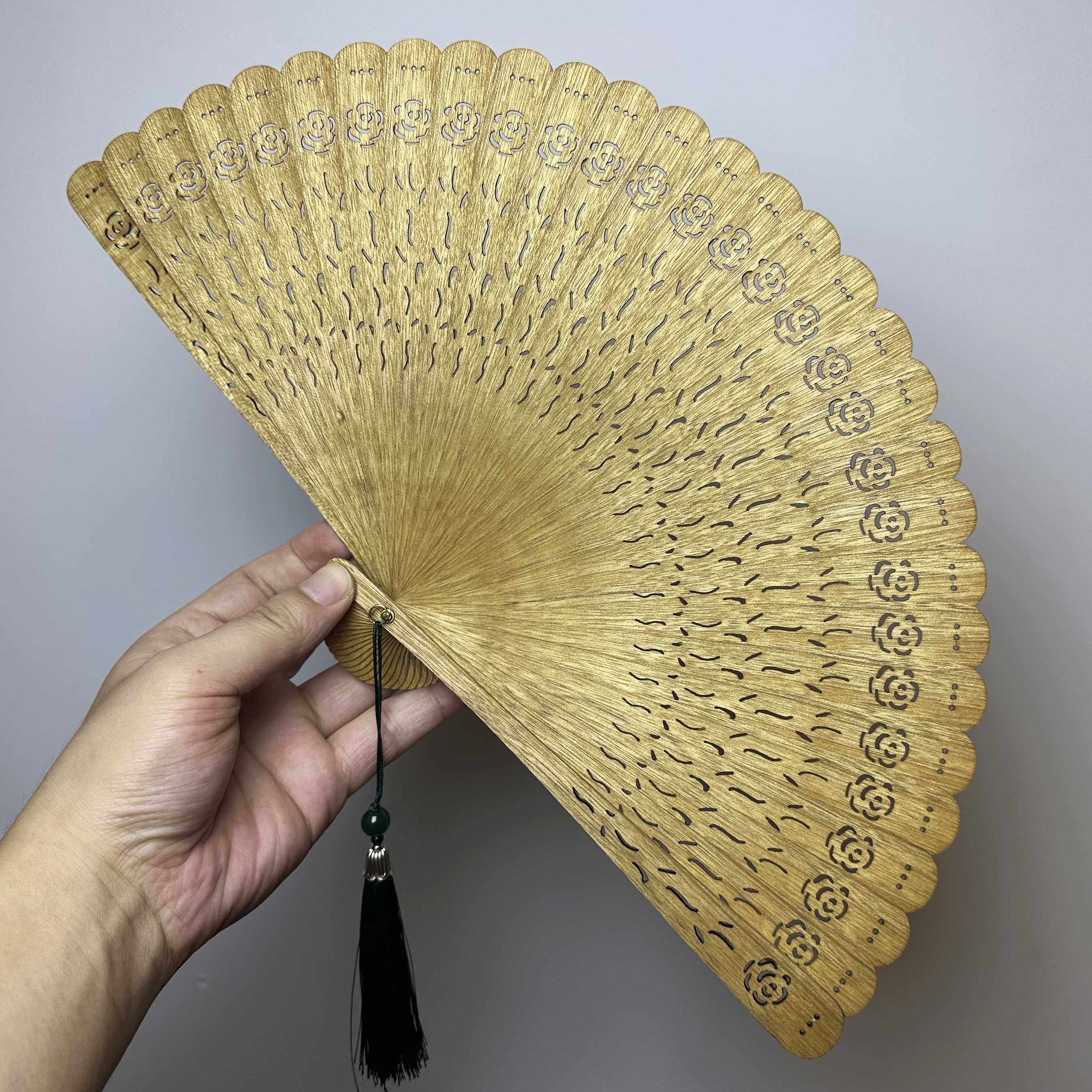 花款金丝楠小叶水波纹枯木扇子