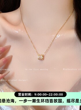 高级感三排钻小蛮腰吊坠项链女潮流网红简约配饰高端爆款时尚百搭