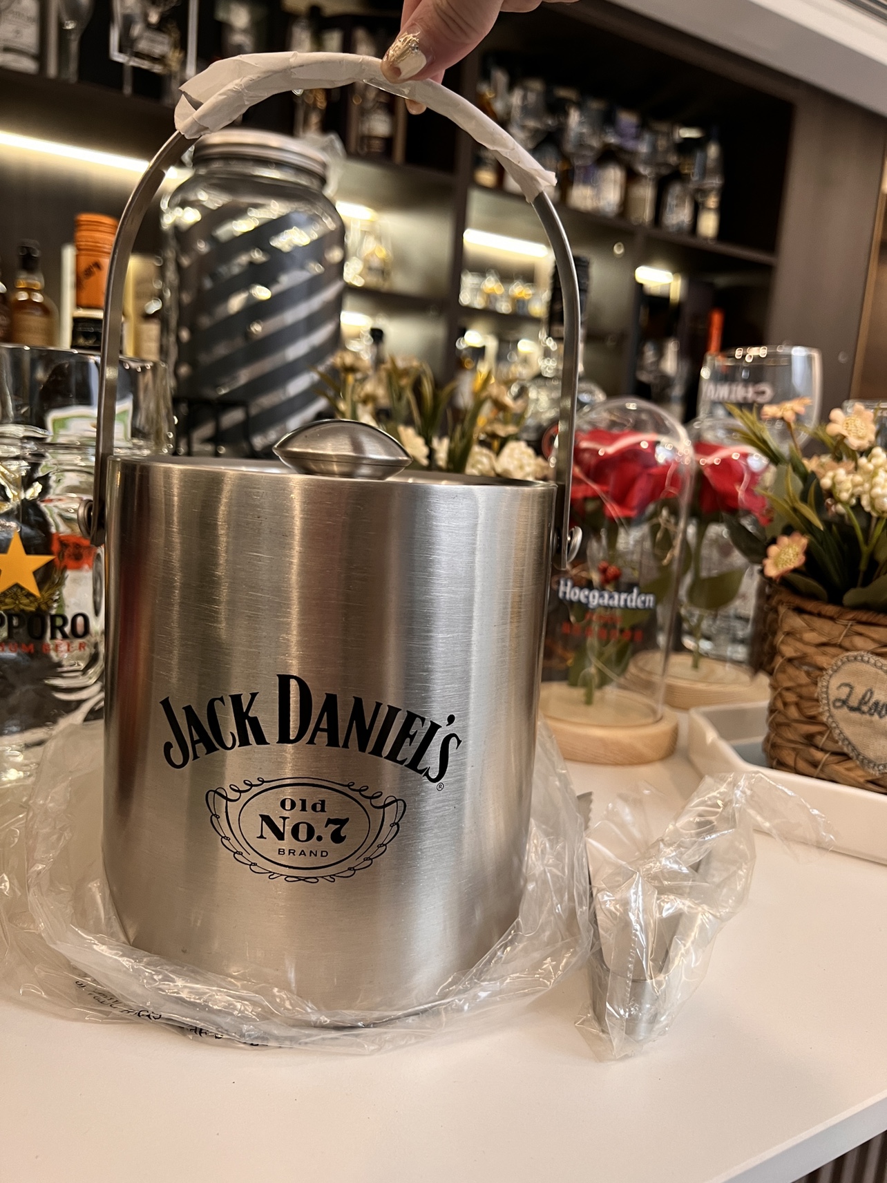 JackDaniels杰克丹尼加厚不锈钢带盖圆形密封冰桶拎手送冰夹家用