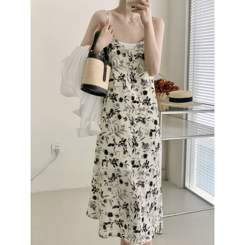 复古气质碎花吊带背心裙