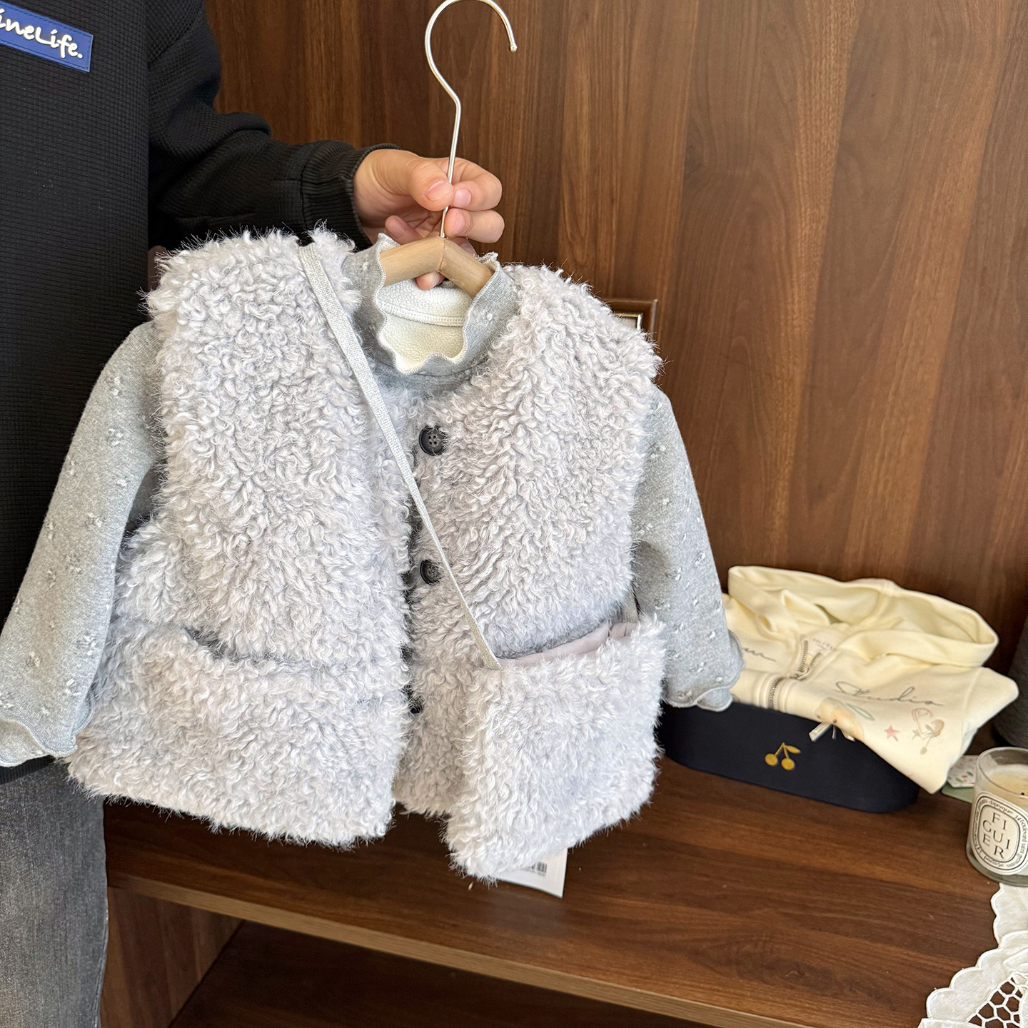 女宝宝洋气毛毛背心外穿女婴儿秋冬装女童加厚夹棉羊卷毛马甲,童装/婴儿装/亲子装,马甲,淘宝优惠券,粉丝福利购,淘宝优惠卷