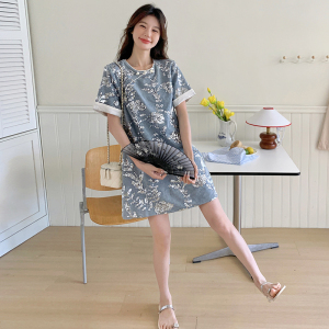 新中式设计款小众连衣裙女夏天洋气亮丝刺绣工艺国风女装小短裙子，女装连衣裙，浙宝220