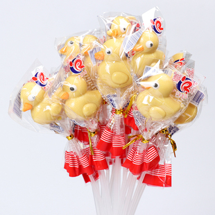 10克长杆小黄鸭叮当猫棒棒糖果长棒卡通造型情人节花束幼儿园礼品