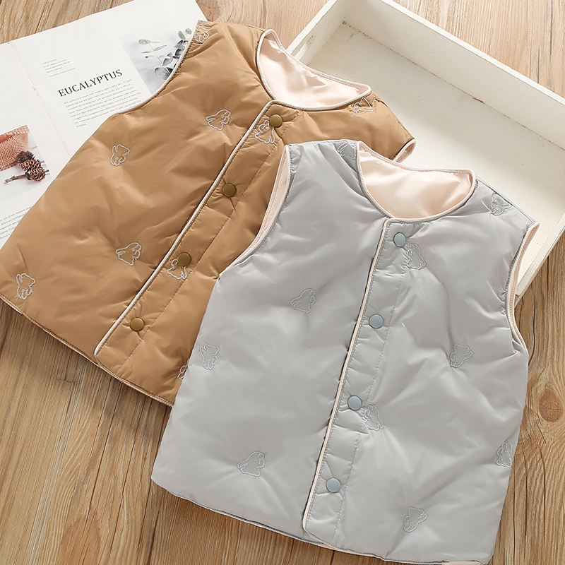 男童轻薄款羽绒服马甲