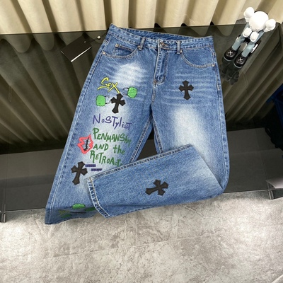 潮牌新款时尚韩版休闲直筒牛仔裤梵文十字架贴布刺绣长裤男女同款