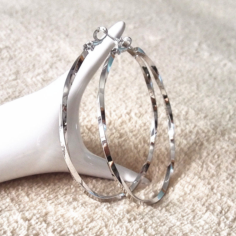 925纯银针耳环女日韩气质大圈圈耳饰2026新款夸张圆环百搭防过敏