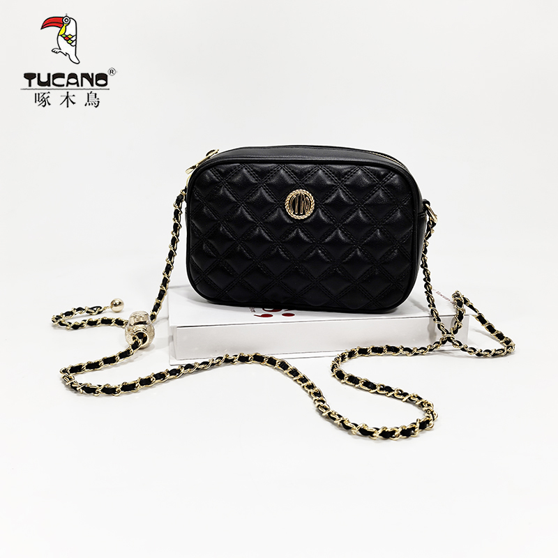 啄木鸟菱格金球链条轻便小包包