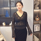 花边性感轻奢高级感上衣 小衫 V领蕾丝打底衫 秋冬内搭黑色镂空大码