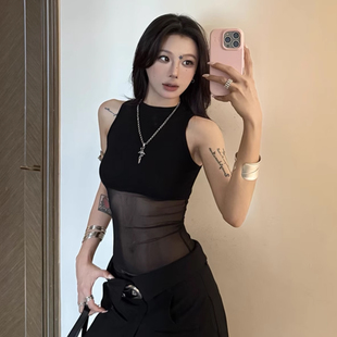 性感辣妹设计感显瘦半高领镂空网纱拼接打底衫 黑色无袖 上衣女美式