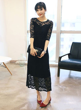 蕾丝连衣裙新娘圆领打底大码女装