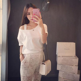 女装 大码 斜肩吊带宽松上衣百搭休闲衣服 T恤女2018新款 夏纯色短袖