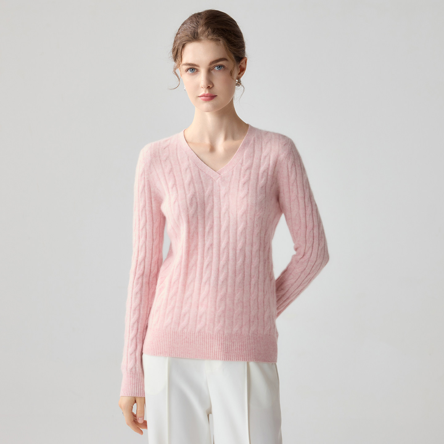 康赛妮V领麻花山羊绒衫女长袖套头针织舒适保暖毛衣高奢极简上衣