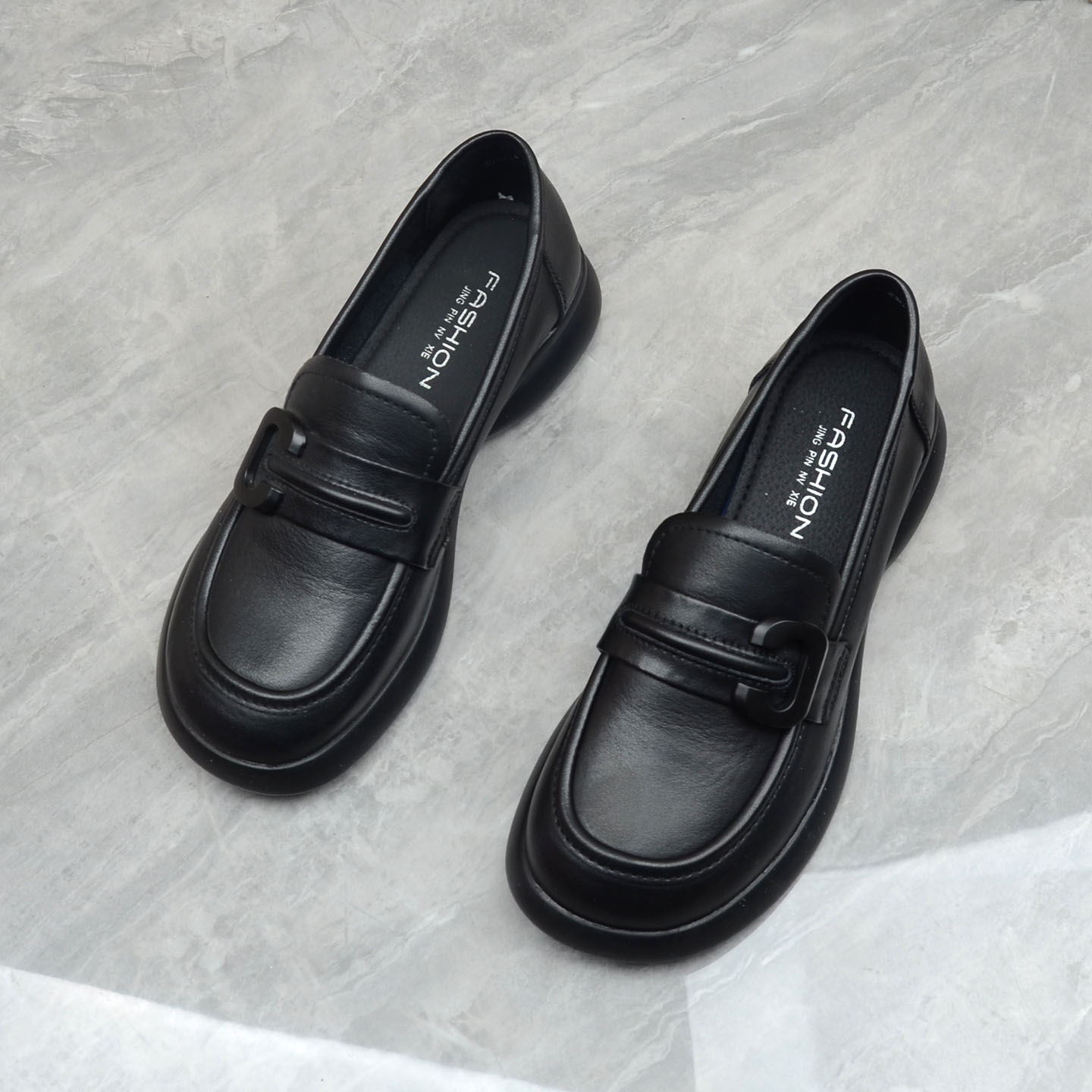 真皮妈妈女鞋百搭一脚蹬乐福鞋女