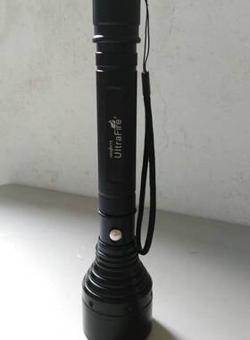 正品进口cree led充电远射王强光手电筒户外巡逻防爆500米