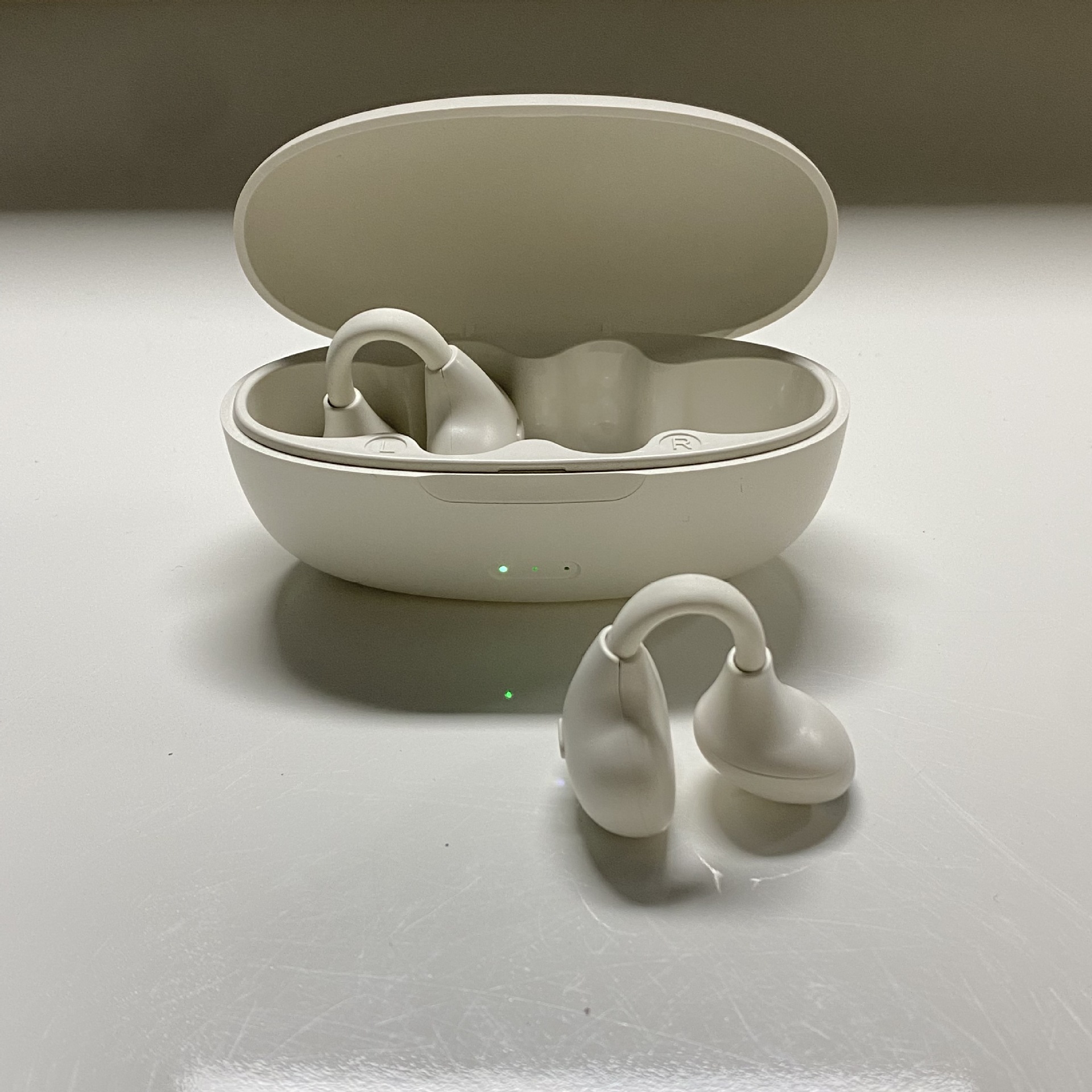 曼哈顿2025新款进口德国柏林之声音质耳夹式蓝牙耳机AI骨传导蓝牙