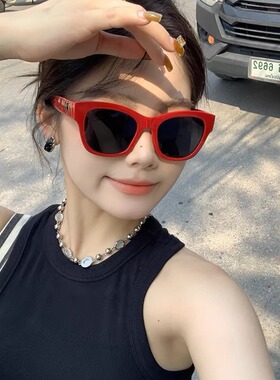 韩版方形复古红色墨镜女辣妹造型拍照级感百搭防紫外线太阳眼镜
