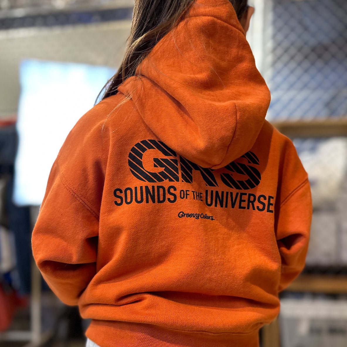 日本代购 童装 GROOVY COLORS 纯棉大口袋刺绣logo连帽卫衣帽T