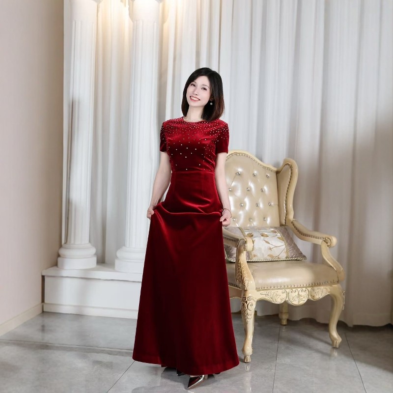 妈妈装酒红色高级钻饰结婚订婚宴开业礼服