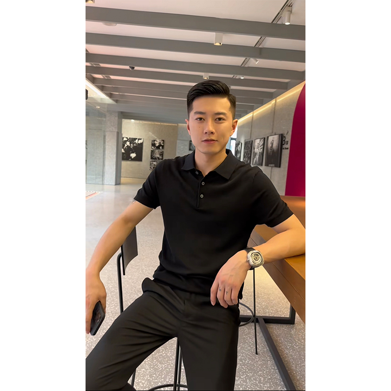 成熟稳重男装黑色polo衫