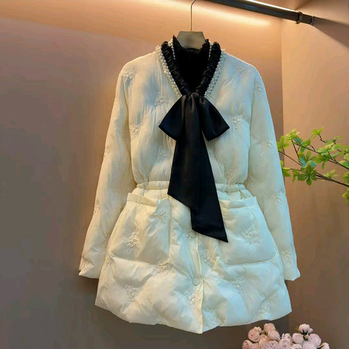 网红系绳V领绣花保暖棉服外套新