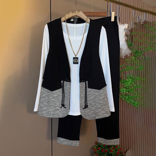 拼接盘扣2025春季 三件套装 新款 子大码 显瘦马甲上衣裤 胖MM欧货时尚