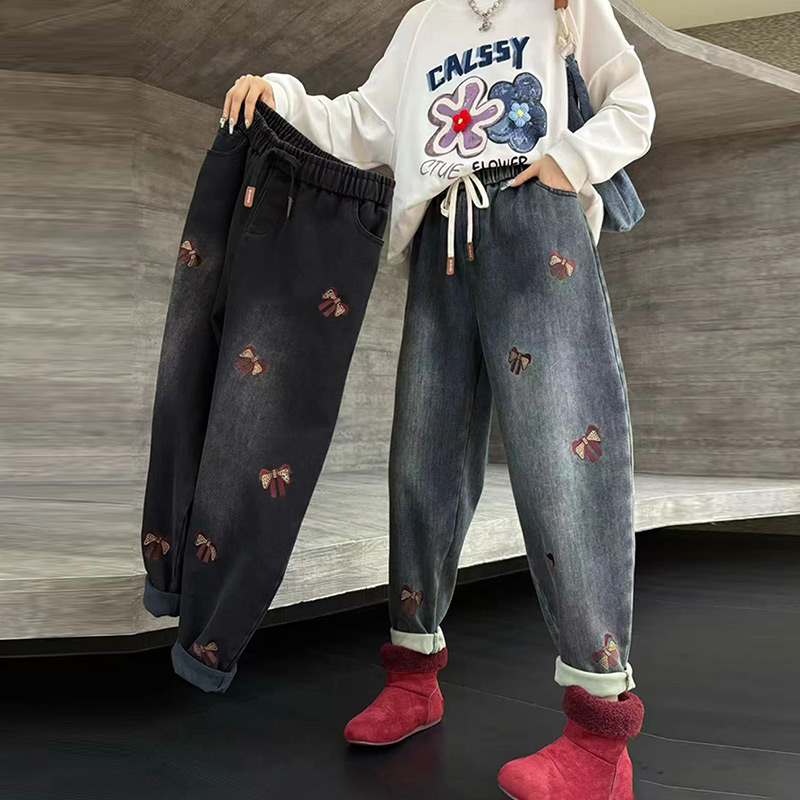 蝴蝶结刺绣加绒牛仔裤