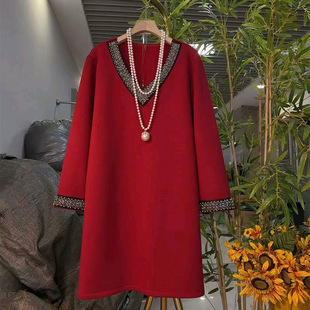 胖妹妹显瘦大衫 欧货重工V领钉珠中长款 女装 大码 潮 T恤上衣2025新款