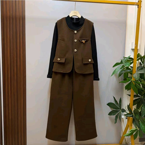 简约高级感马甲打底衫裤子三件套