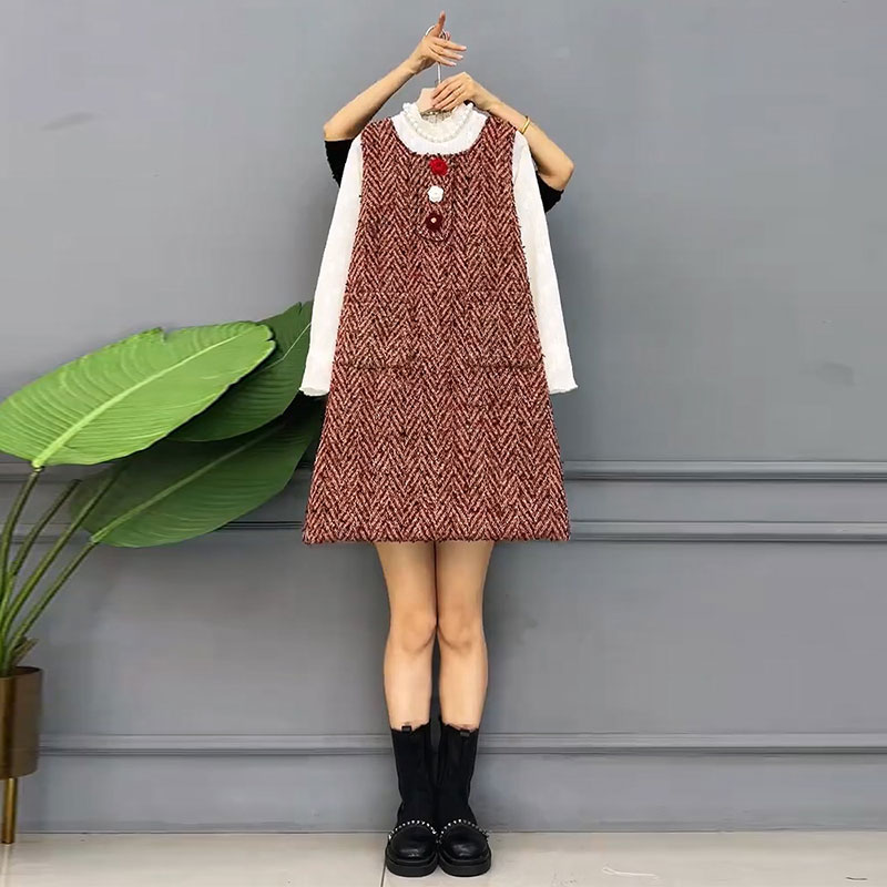 时尚打底花朵马甲裙两件套